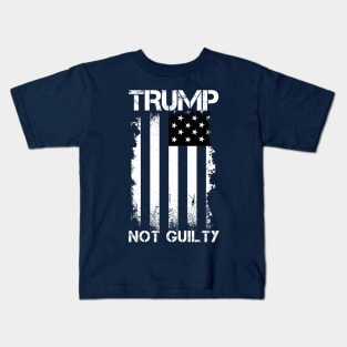 Trump Not Guilty, Free Trump, I stand with Trump. Kids T-Shirt